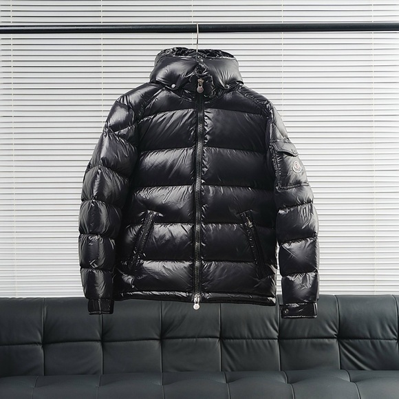 Moncler Black Puffer Jacket for Men - Picture 1 of 9